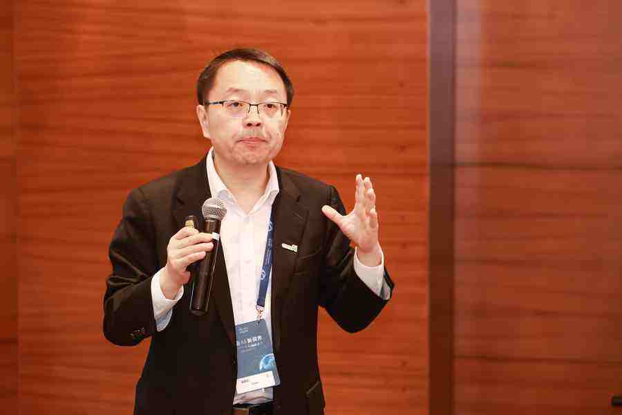 《倾力构筑AI生态，思科打造大模型时代的生力军》