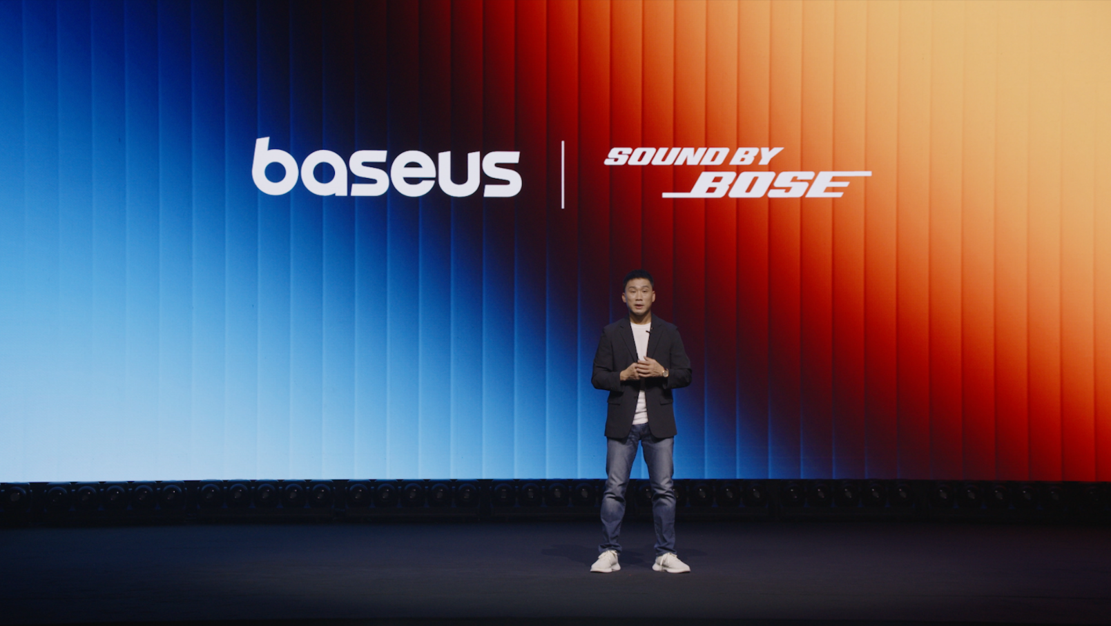 《Baseus倍思强强联合Bose发布三大年度旗舰新品，高端专业音频迈入全民化时代》