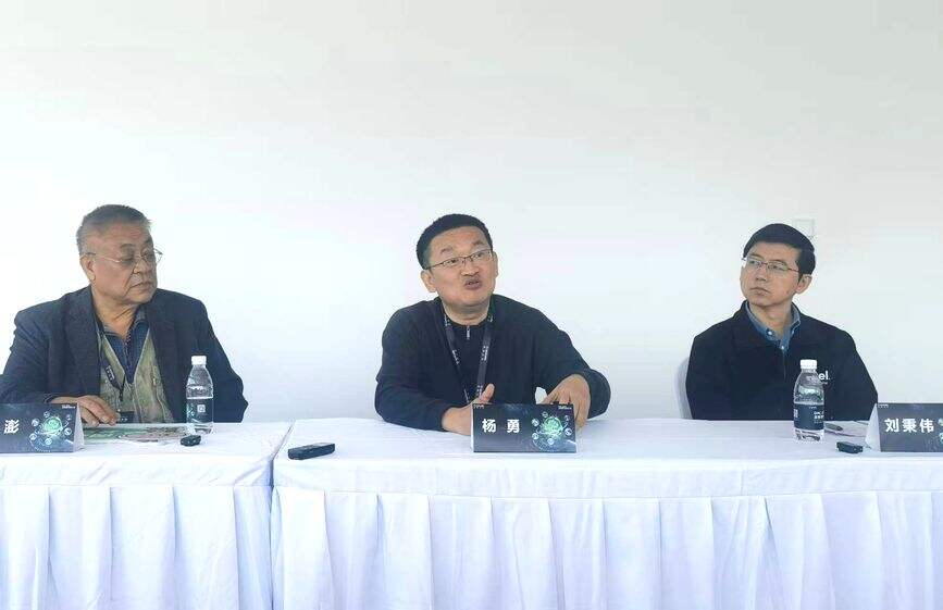 《龙蜥社区：开源生态赋能国产操作系统突破》