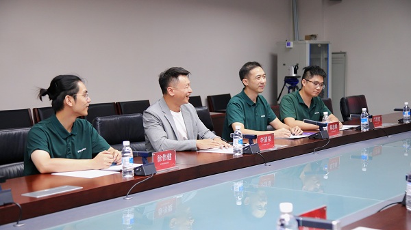 《破局传统服务模式丨绿岛风AI战略瞄准产业数字化未来》