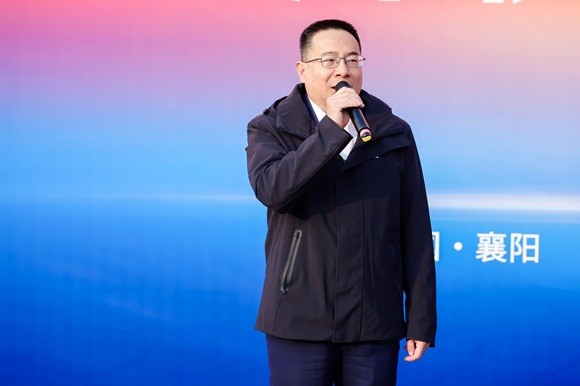 《热力全开，激情收官！第三届越野生态大会趣味越野体验燃动襄阳》