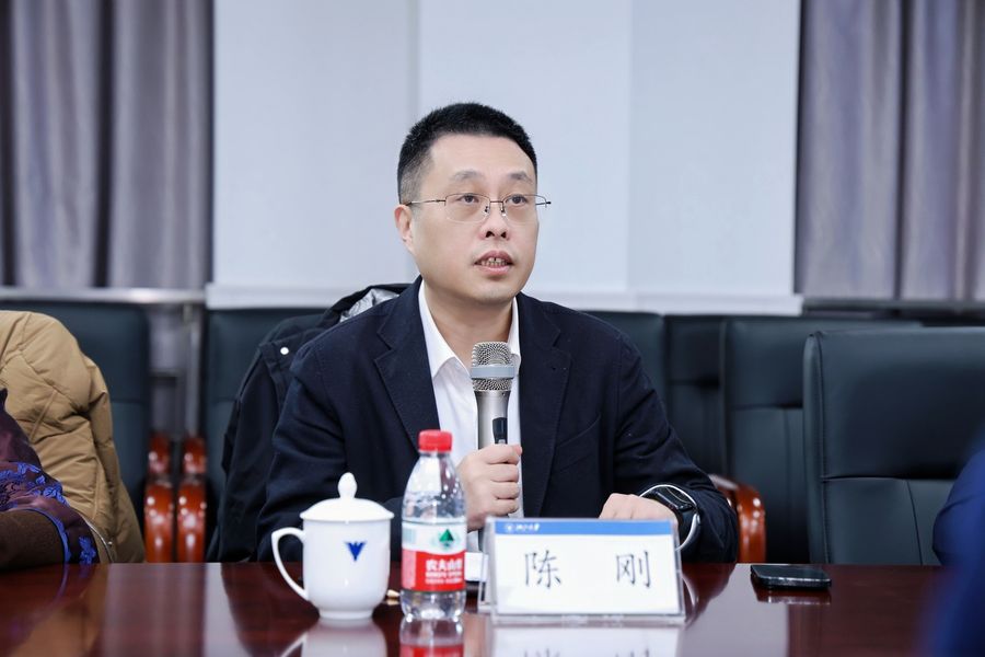 《康迪科技签约浙江大学，共建智能机器人联合研发中心》