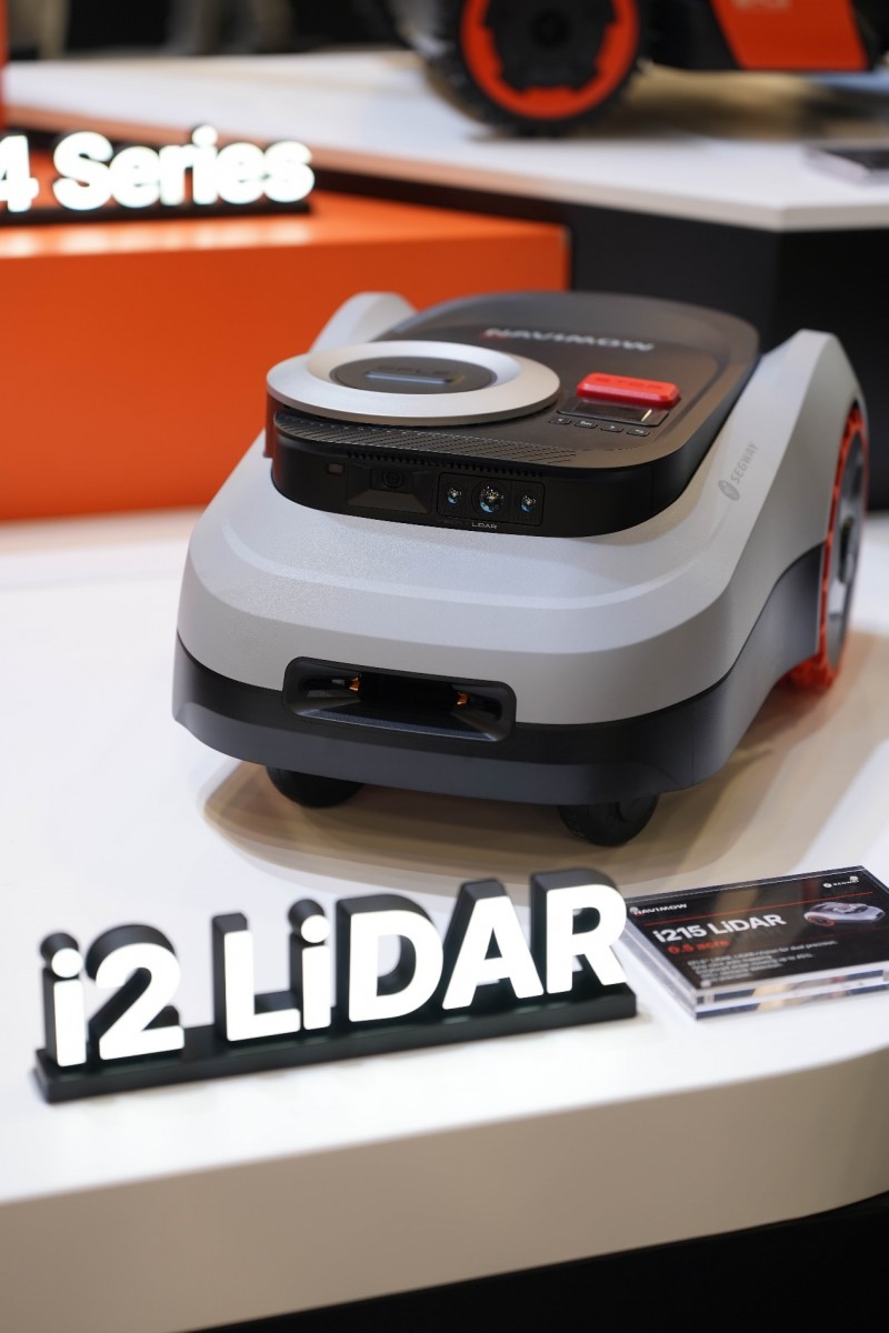 《未岚大陆携五大系列新品亮相CES，以创新科技重塑无边界智能割草新范式》