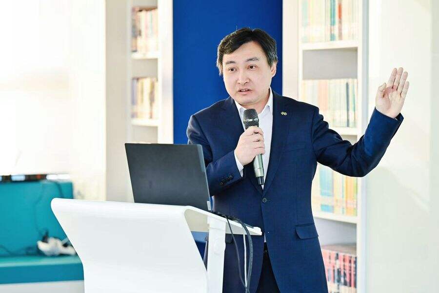 北京首个AI教育实训基地!摩尔线程联合北京市十一学校赋能创新人才培养插图9 《北京首个AI教育实训基地!摩尔线程联合北京市十一学校赋能创新人才培养》