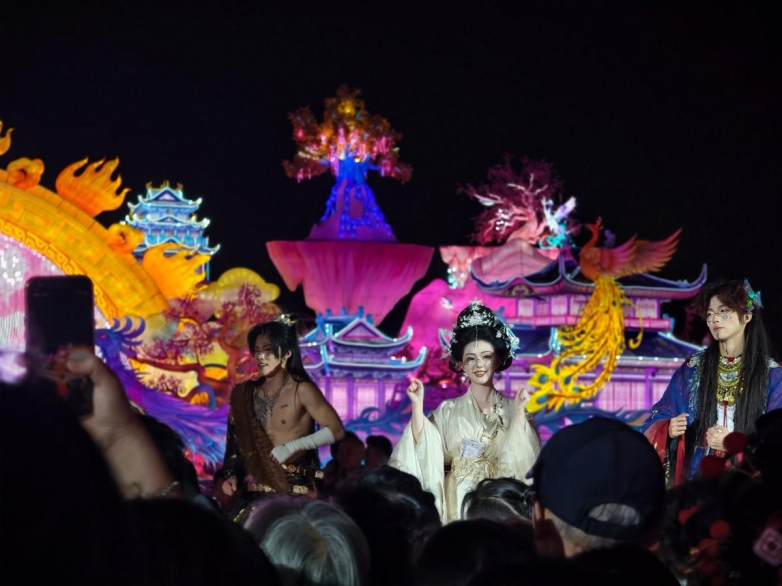 春假亲子出游目的地TOP10发布:厦门园博苑花灯乐园入选全国热门亲子打卡地插图8 《春假亲子出游目的地TOP10发布:厦门园博苑花灯乐园入选全国热门亲子打卡地》