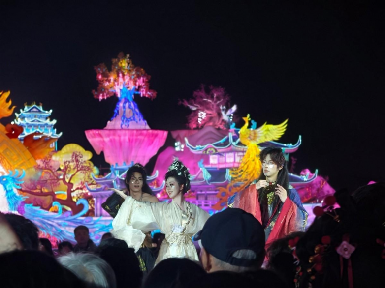 春假亲子出游目的地TOP10发布:厦门园博苑花灯乐园入选全国热门亲子打卡地插图10 《春假亲子出游目的地TOP10发布:厦门园博苑花灯乐园入选全国热门亲子打卡地》