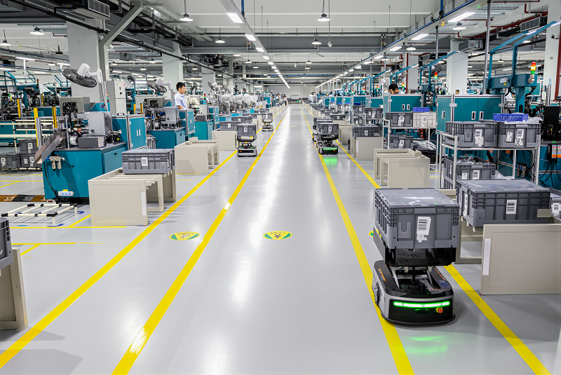 《央视网《超级工厂》走进得力 全景解码中国文创科创硬实力》