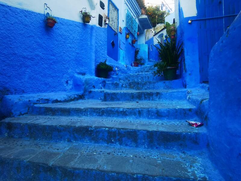 《西葡摩三国之旅：钉钉A1与AI支持的科技伴行》