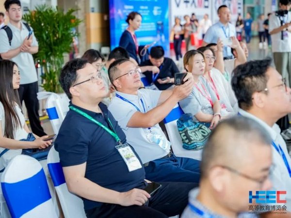 《第64届高等教育博览会在南昌成功举办，明年5月，相约天津！》