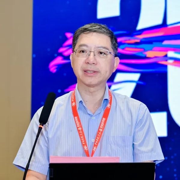 《Al+数据|东软携望海与行业大咖共话医院数智化破局之道》