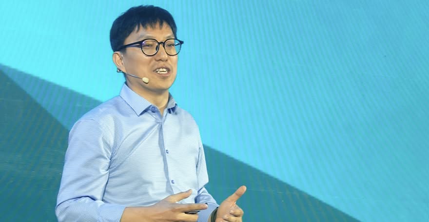 《锂电正极材料智能制造标杆：当升科技数字化转型实践》