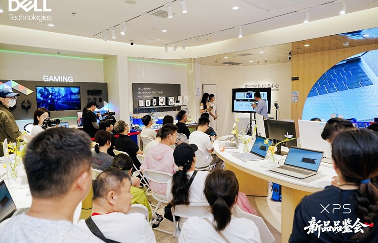 《轻盈随行，实力随身：全新戴尔XPS 13登陆全国线下门店》
