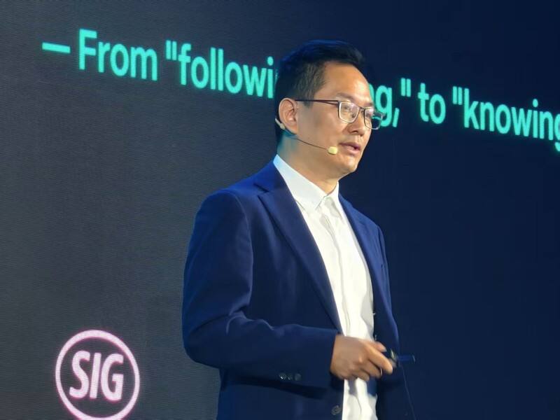 《三个故事、三次AI探索与实践：康美包三年转型实录》